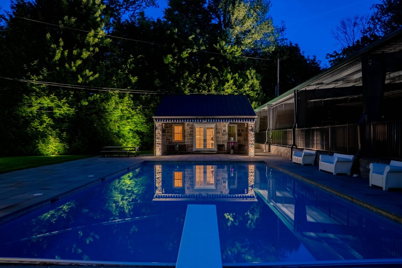 Landscape lighting install by Unique Outdoor Lighting