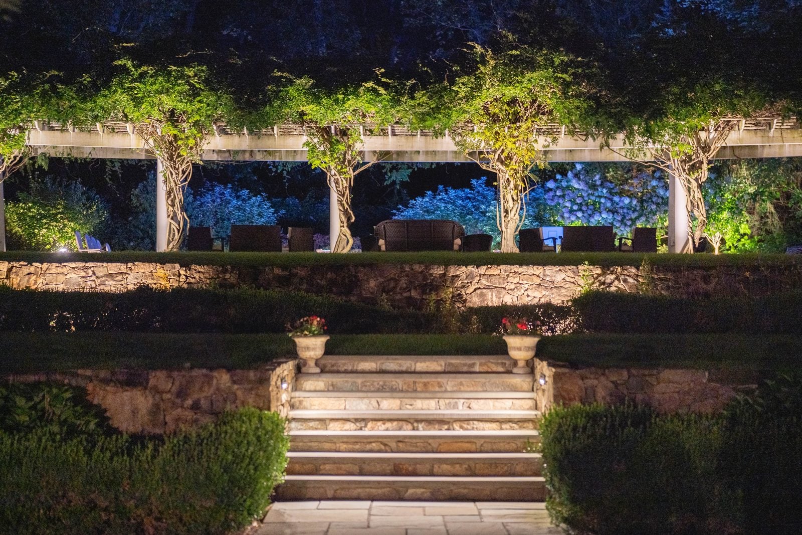 Landscape lighting install by Unique Outdoor Lighting