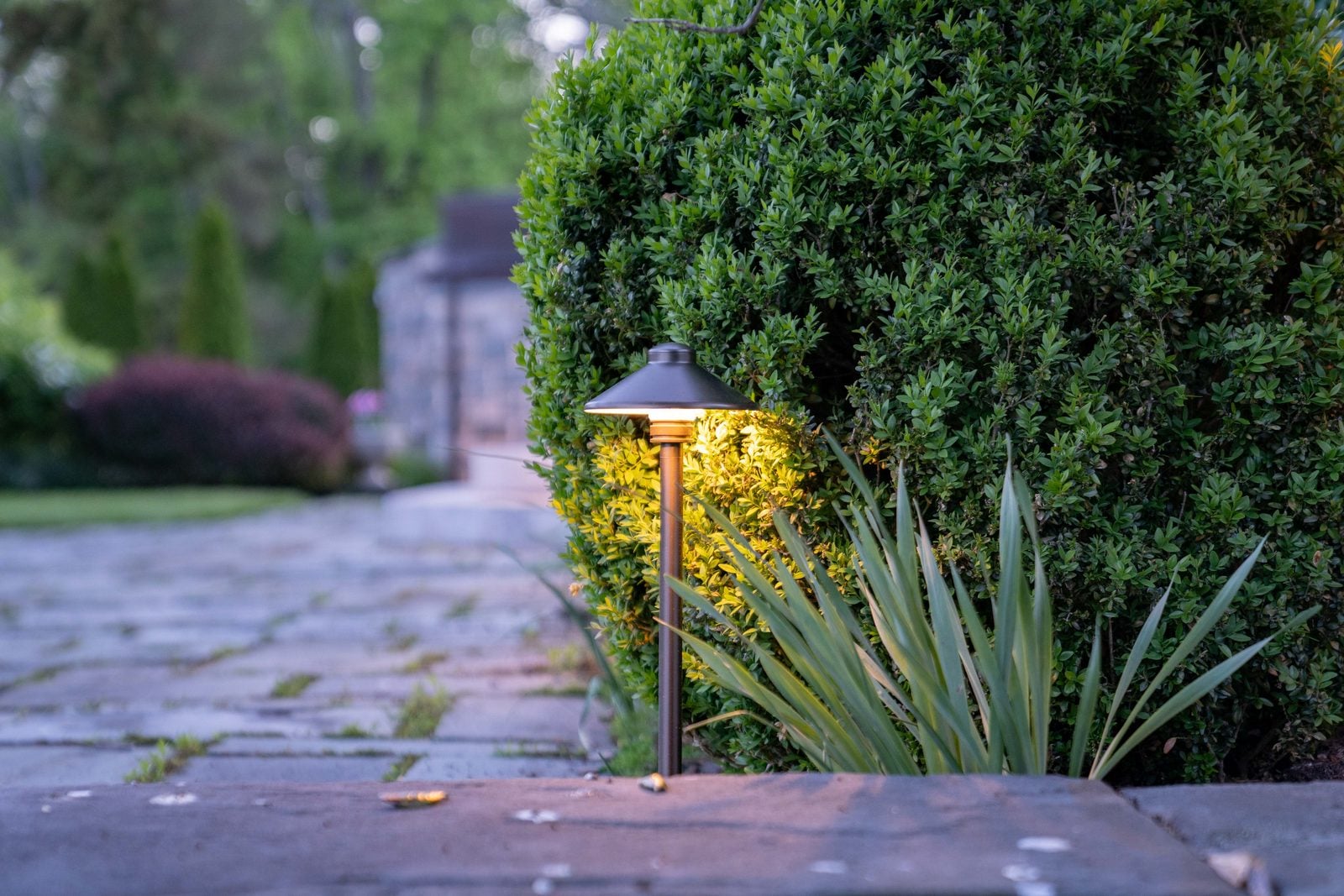 Landscape lighting install by Unique Outdoor Lighting